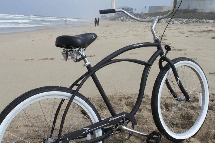 Firmstrong-Urban-Man-Beach-Cruiser-Bicycle-Review