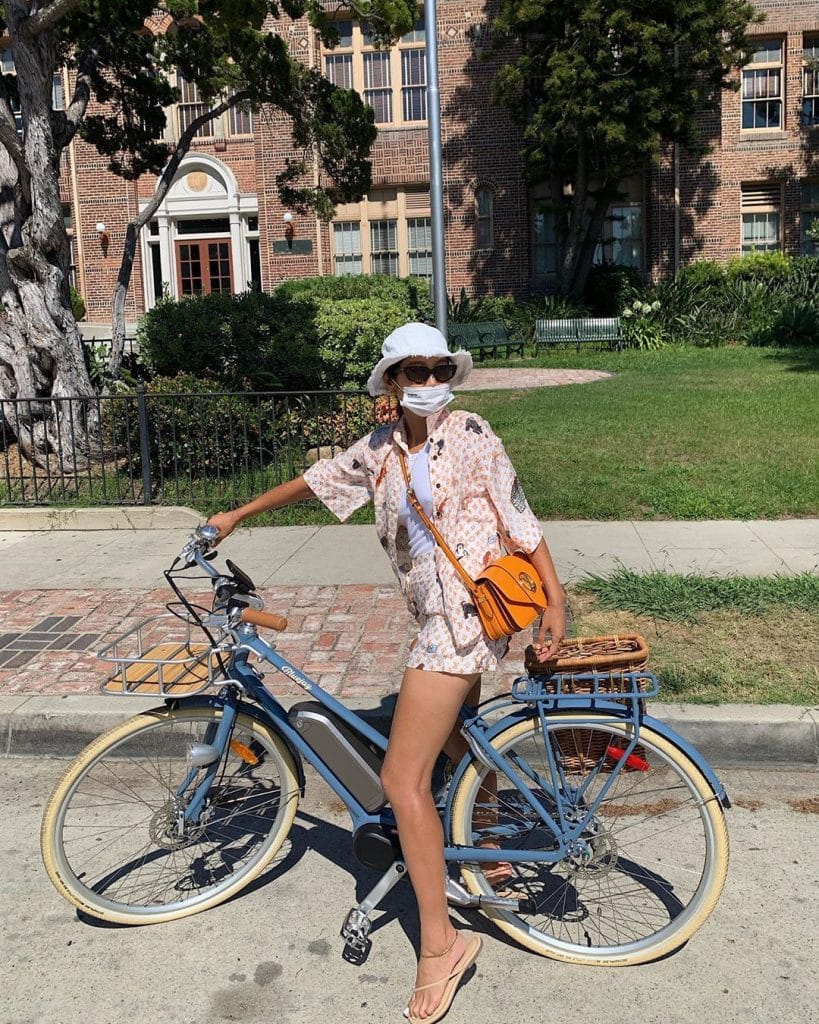 What Should I Wear When Riding A Cruiser Bicycle?