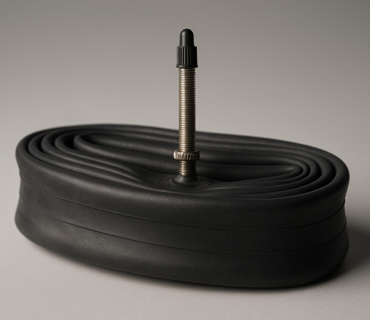 Continental Cross 28″ 700×32-47c Inner Tubes – 42mm Presta Valve (Pack of 2 Tubes)