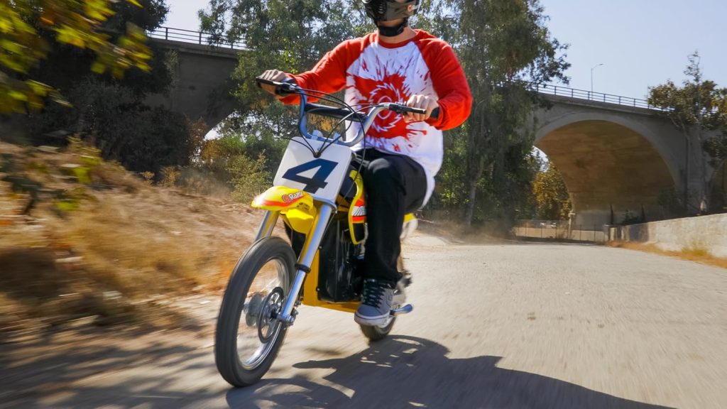 Razor MX650 Dirt Rocket Electric Motocross Off-road Bike - Yellow Razor MX650 Dirt Rocket Electric Motocross Off-road Bike - Yellow